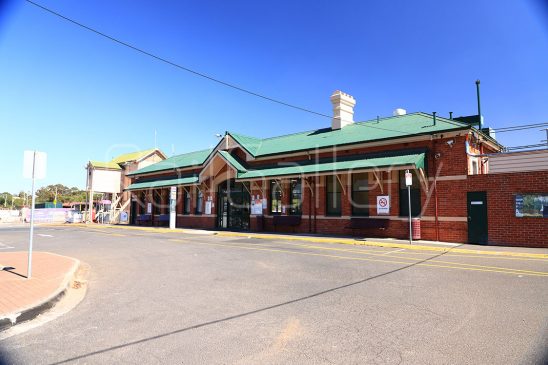 Bacchus Marsh station - RailGallery