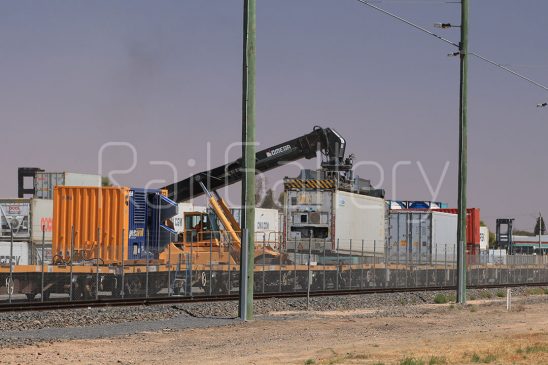 Intermodal wagon - RailGallery