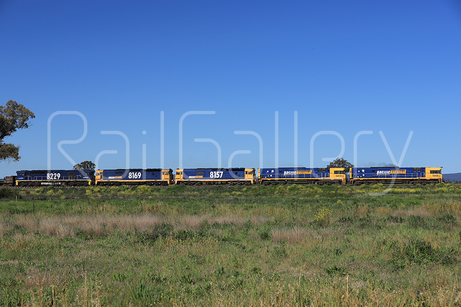 NR Class locomotive - RailGallery