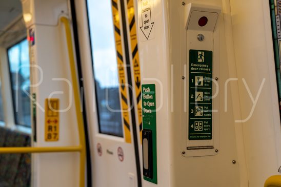 B series EMU | RailGallery